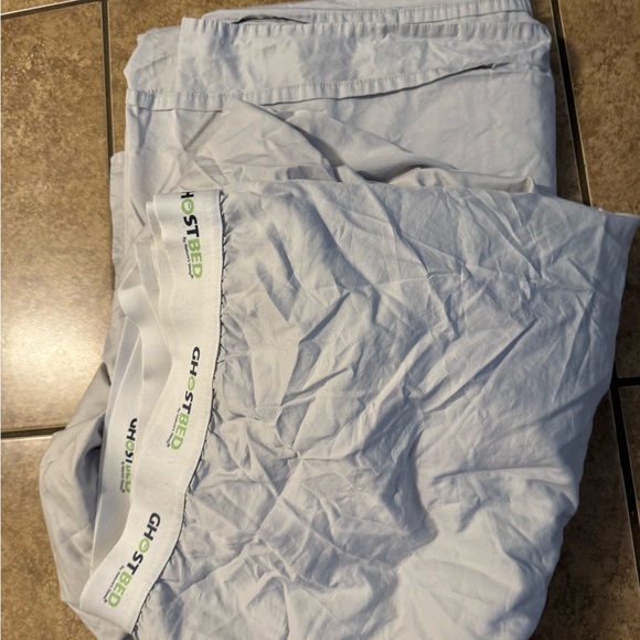 Ghost Bed king sheet set 3 pieces - Picture 3 of 5